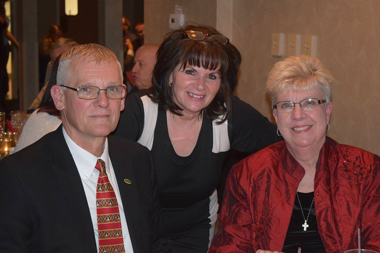 kifar-4-affiliate-john-schimmel-realtor-tammy-mitchell-and-realtor-cindy-schimmel