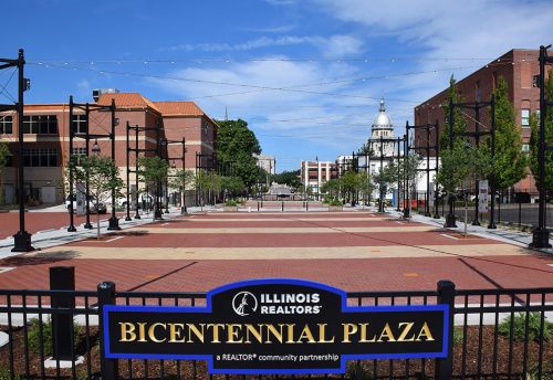 Illinois REALTORS® Bicentennial Plaza