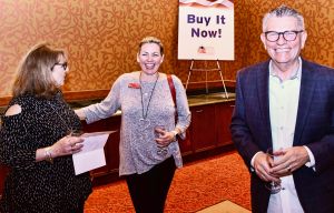 Illinois REALTORS® raised nearly $120,000 for RPAC Tuesday night according to preliminary reports
