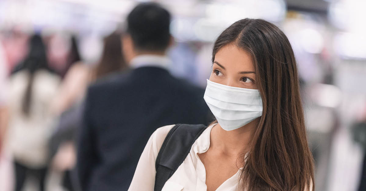 woman wearing face mask