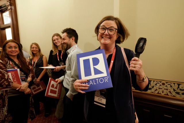 5d4b6c5d F947 4a20 A770 4b5a9922ed2d