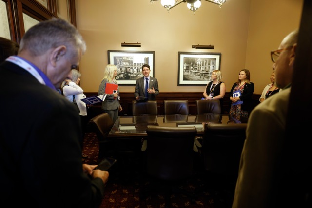 7af35be7 A6ec 4c8e B7cd 37ef9ba30c97